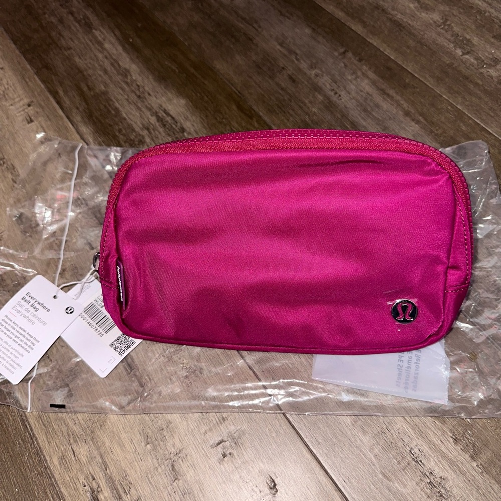 Lululemon Everywhere Belt Bag 1L